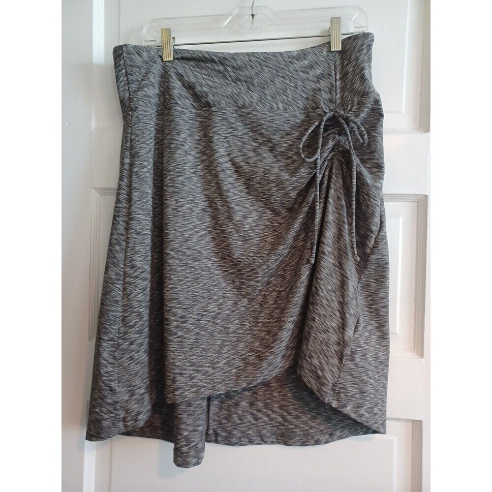The North Face Cypress adjustable ruched front knit skirt L sporty athleisure